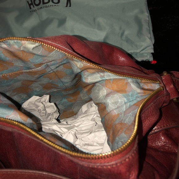 Hobo Satchel Genuine Leather - Picture 3 of 5